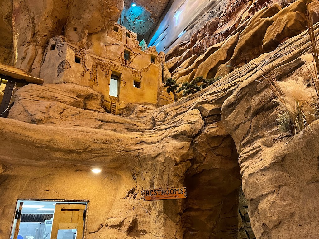 Canyonlands Restaurant at Bearizona | restaurant | 1500 E Rte 66, Williams, AZ 86046, USA | 9286352289 OR +1 928-635-2289