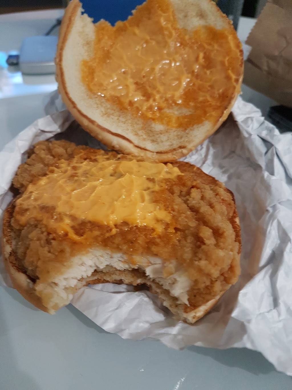 KFC | meal takeaway | 1840 Huron Church Rd, Windsor, ON N9C 2L5, Canada | 2262162534 OR +1 226-216-2534