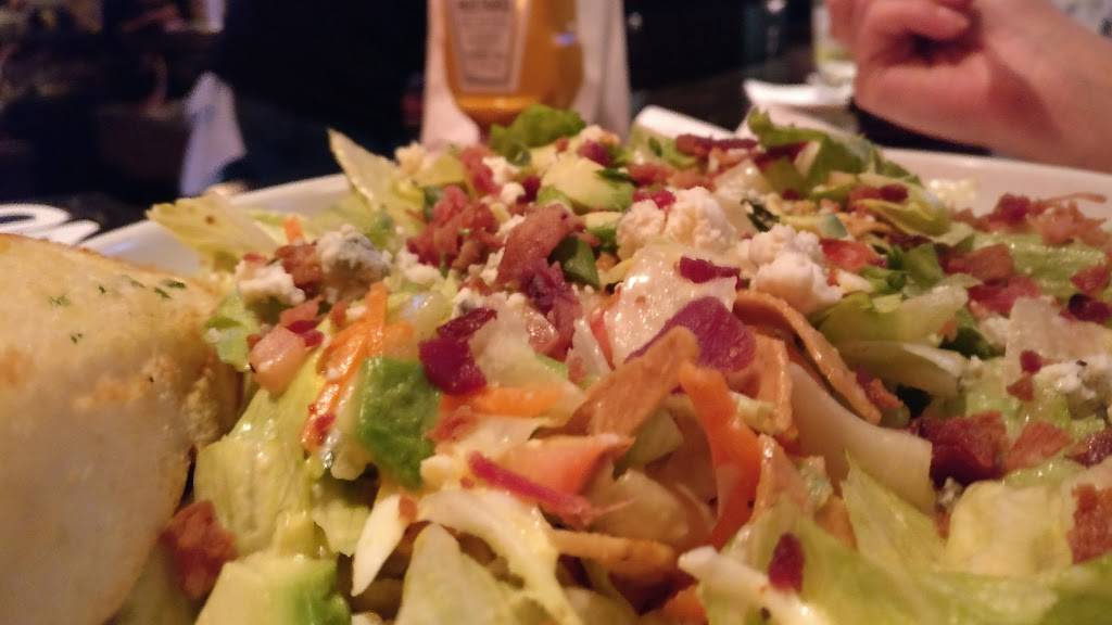 Bar Louie - Evanston | night club | 1520 Sherman Ave, Evanston, IL 60201, USA | 8477338300 OR +1 847-733-8300