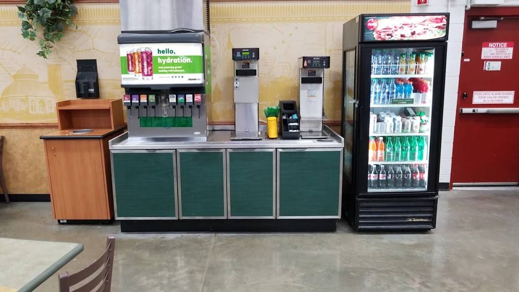 Subway | restaurant | 25 Shelley Rd, Haverhill, MA 01835, USA | 9785215220 OR +1 978-521-5220