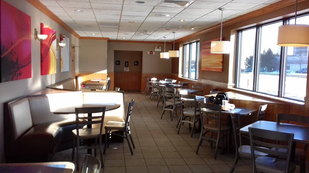McDonalds | cafe | 3067 Mannheim Rd, Des Plaines, IL 60018, USA | 8478248800 OR +1 847-824-8800