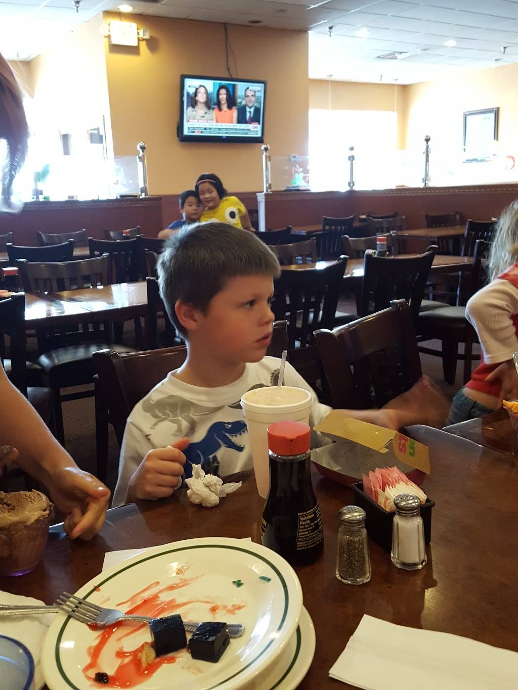 Asian Garden Buffet | restaurant | 100 Central Shopping Ctr, Campbellsville, KY 42718, USA | 2707890009 OR +1 270-789-0009