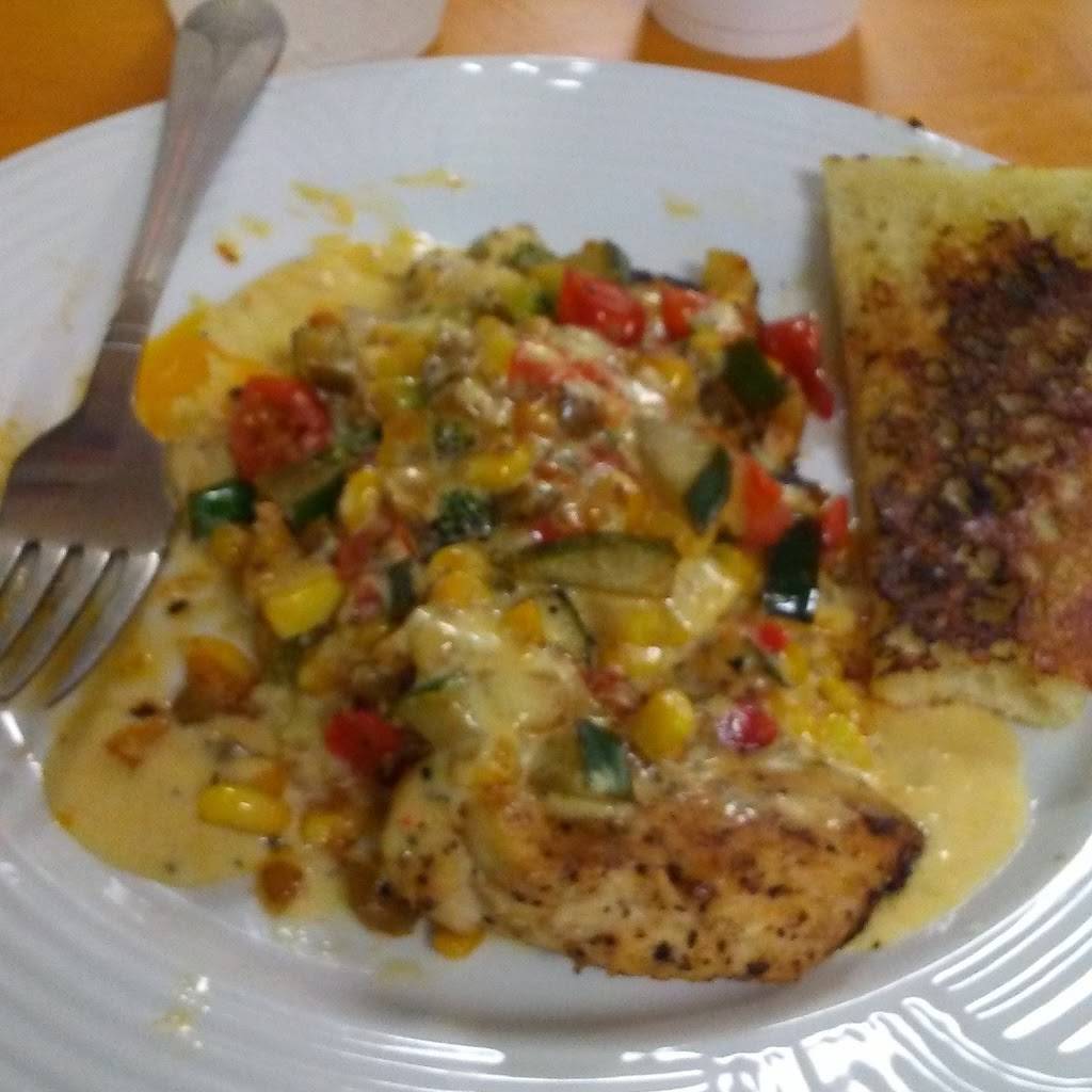 Commodore Grille | restaurant | 2613 West End Ave, Nashville, TN 37203, USA | 6153274707 OR +1 615-327-4707