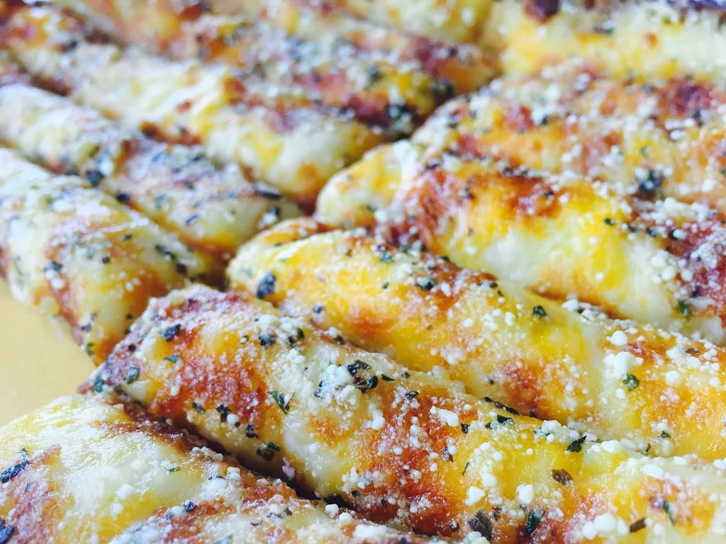 Mazzios Italian Eatery | meal delivery | 4611 N Kickapoo Ave, Shawnee, OK 74804, USA | 4057999999 OR +1 405-799-9999