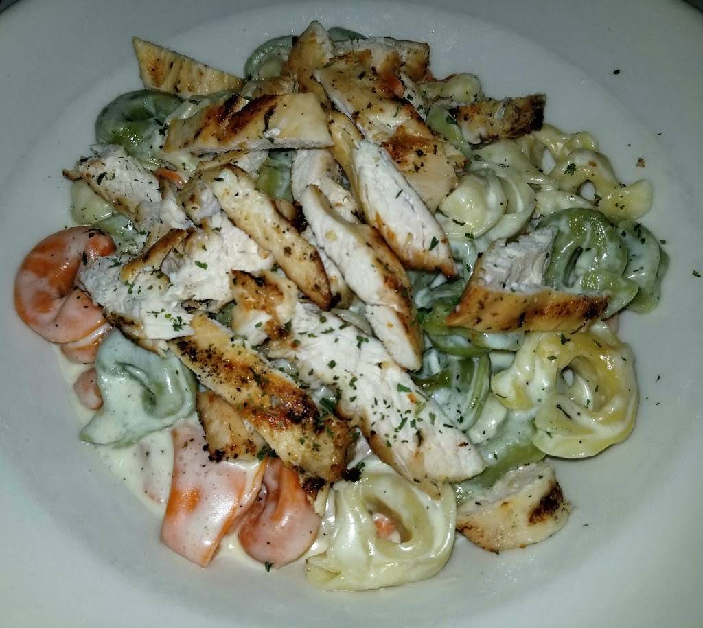 Lucca | restaurant | 3019 Westchester Ave, Bronx, NY 10461, USA | 7188928282 OR +1 718-892-8282