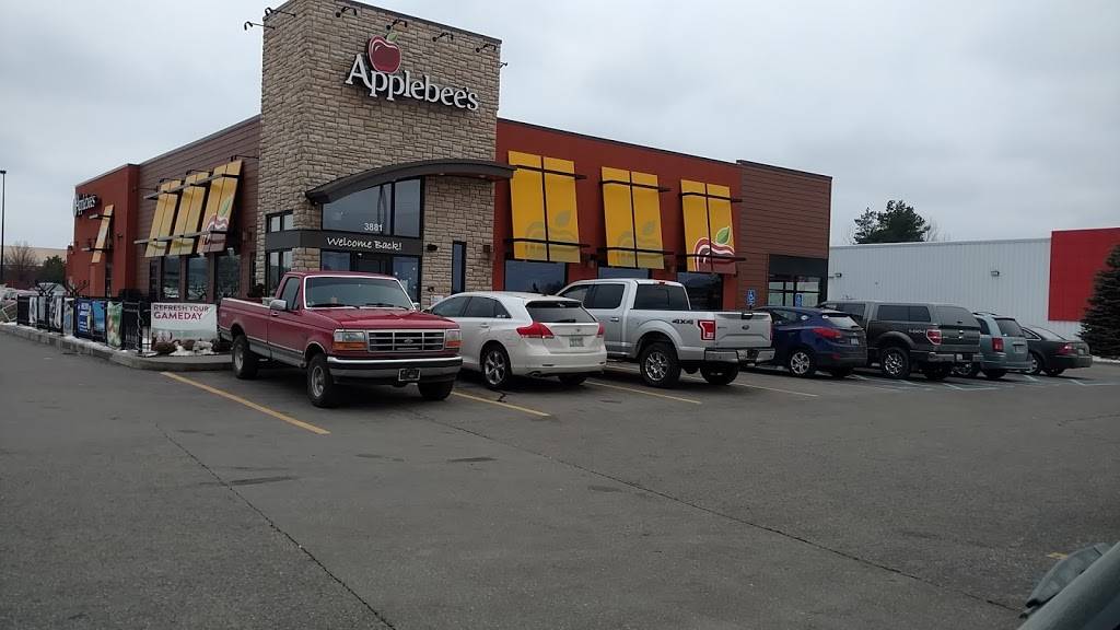 Applebees Grill + Bar | restaurant | 3881 W US-10, Ludington, MI 49431, USA | 2318450611 OR +1 231-845-0611