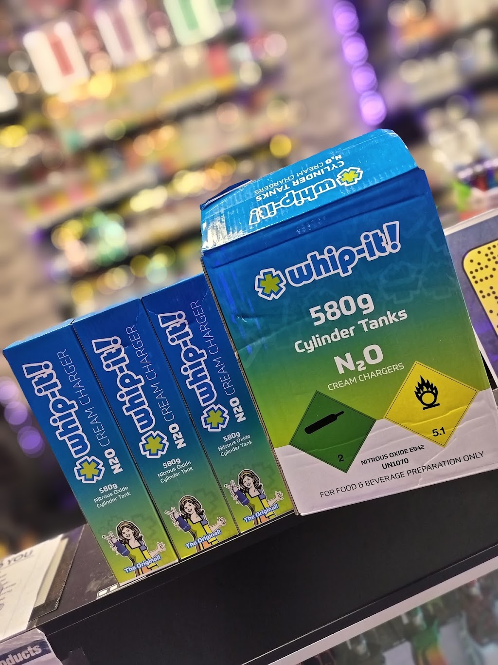 iCloud Smoke & Vape | Exotic Snacks | meal takeaway | 6526 Lincoln Ave, Lincolnwood, IL 60712, USA | 2245347132 OR +1 224-534-7132