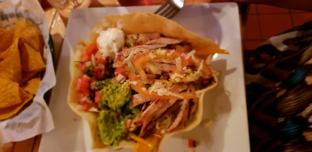 La Costa Mexican Restaurant | restaurant | 3617 Market St, Wilmington, NC 28403, USA | 9107729000 OR +1 910-772-9000