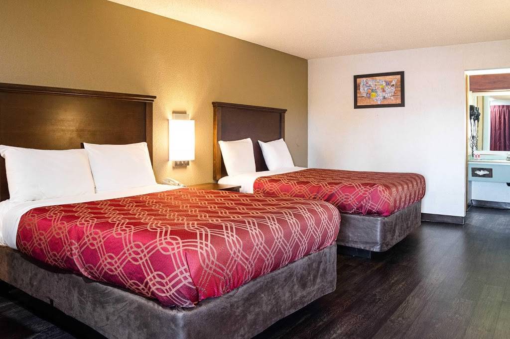 Econo Lodge Southeast Portland | restaurant | 17330 SE McLoughlin Blvd, Milwaukie, OR 97267, USA | 5036542222 OR +1 503-654-2222