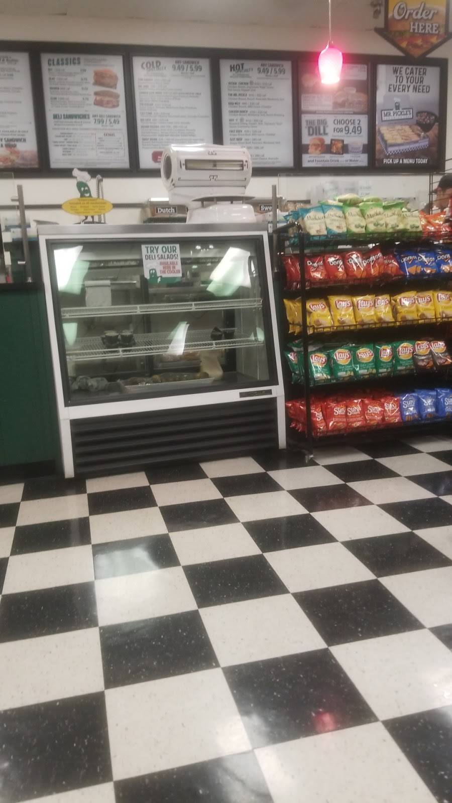 Mr. Pickles Sandwich Shop | restaurant | 4100 Montgomery Dr #D, Santa Rosa, CA 95405, USA | 7075377300 OR +1 707-537-7300