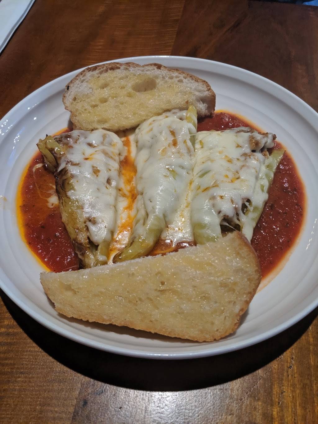 The Town Tavern | restaurant | 1840 Town Park Blvd, Uniontown, OH 44685, USA | 3308964433 OR +1 330-896-4433