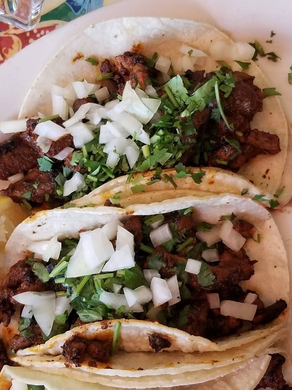 Las Palmas Mexican Restaurant | restaurant | 6815 W Montrose Ave, Harwood Heights, IL 60706, USA | 7088676500 OR +1 708-867-6500