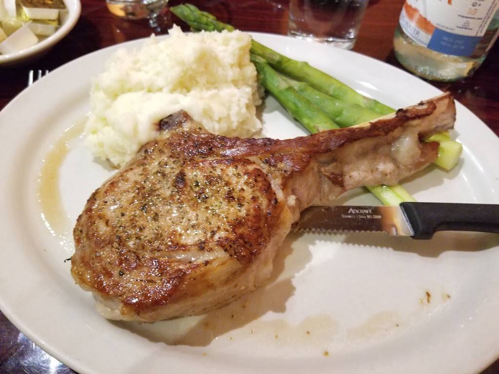 Petit Gourmet Diner | restaurant | 15975 Biscayne Blvd, Aventura, FL 33160, USA | 3059472255 OR +1 305-947-2255