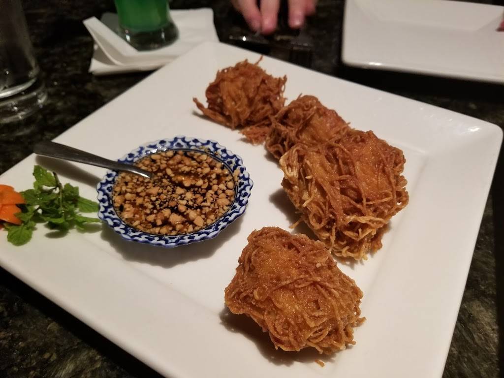 Tropical Restaurant & Bar | restaurant | 8125 E 49th St, Tulsa, OK 74145, USA | 9188956433 OR +1 918-895-6433