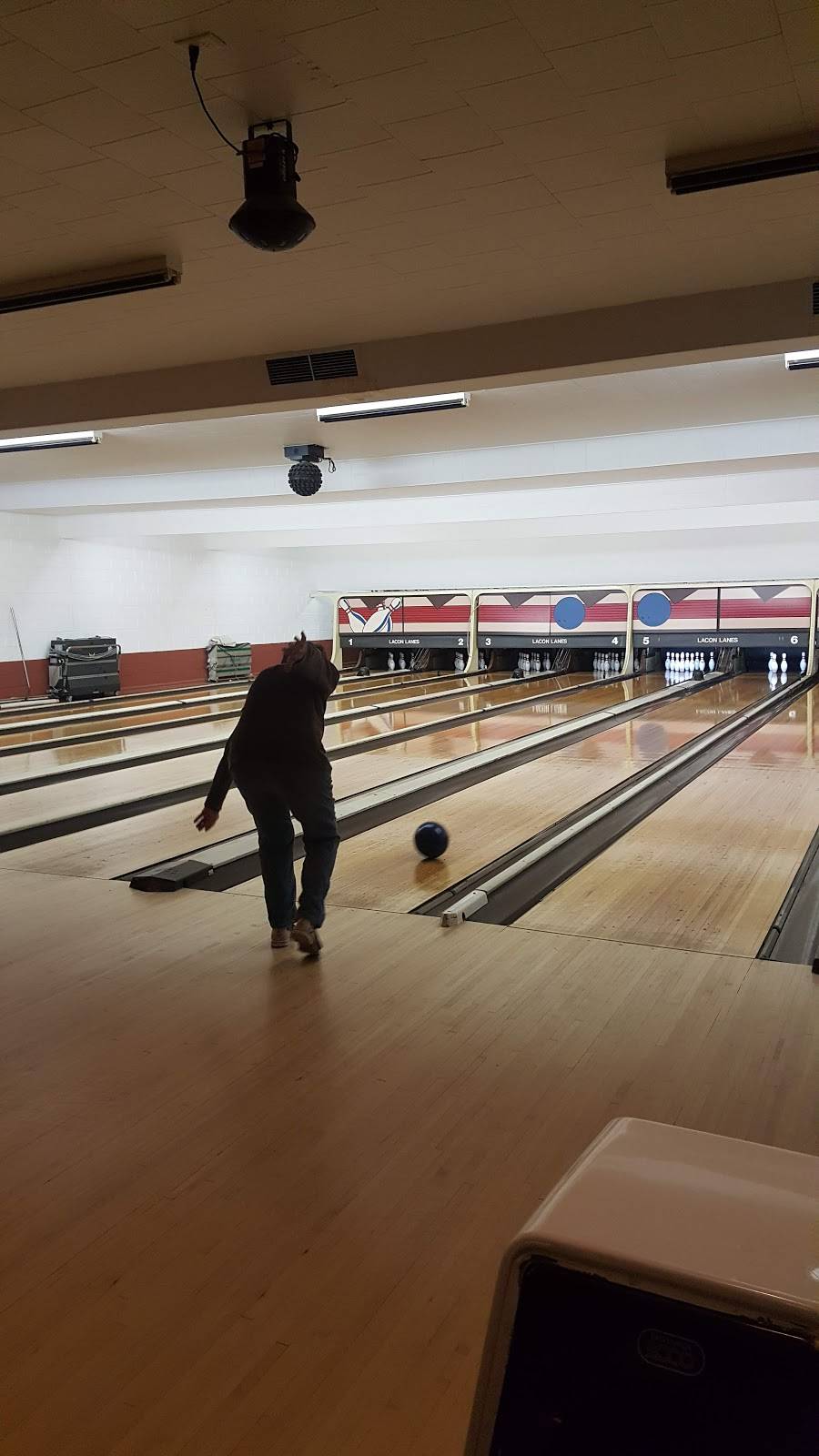 Club LaCon | restaurant | 8902, 1241 Lacon Rd, Lacon, IL 61540, USA | 3092465705 OR +1 309-246-5705