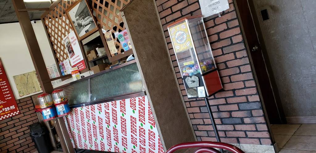 Volcano Pizzaria | restaurant | 256 E Main St, Welland, ON L3B 3W9, Canada | 9057353716 OR +1 905-735-3716