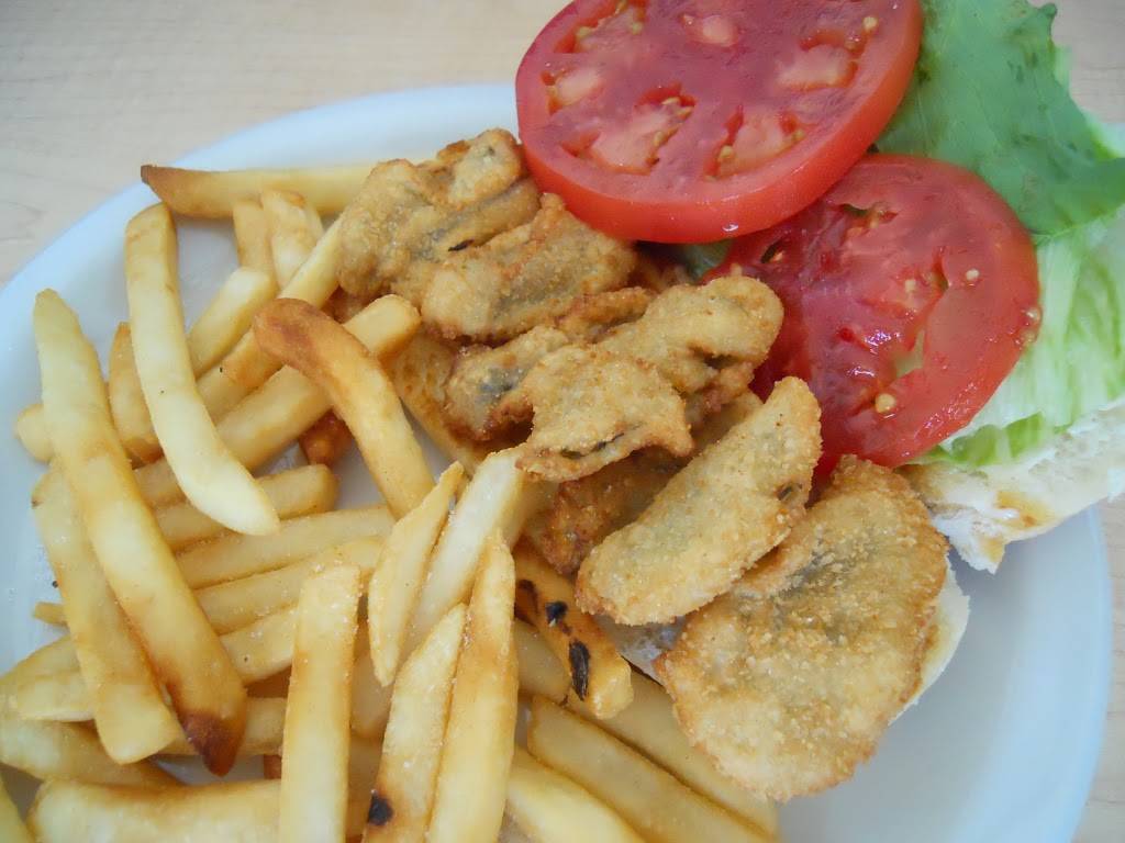 Ricks Grill | restaurant | 6380 Richmond Rd, Williamsburg, VA 23188, USA | 7572290045 OR +1 757-229-0045