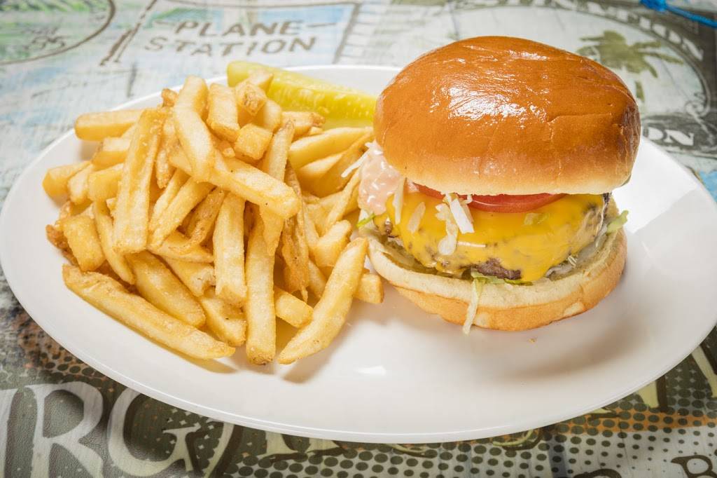 Jimmy Buffetts Margaritaville | restaurant | 1111 N Ocean Dr, Hollywood, FL 33019, USA | 9548744471 OR +1 954-874-4471