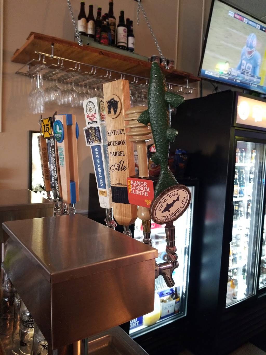 Uncork & Unwind Craft Beer and Wine Lounge | restaurant | 114 S 2nd St, Palatka, FL 32177, USA | 3863287500 OR +1 386-328-7500