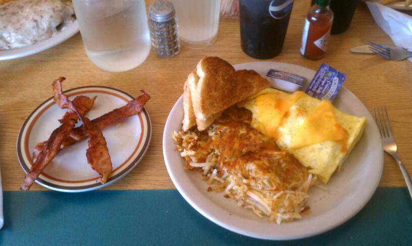 Fullers Family Restaurant | restaurant | 5817 Tower Ave, Superior, WI 54880, USA | 7153927510 OR +1 715-392-7510