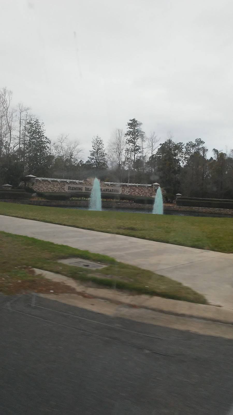 Hibernia Pavilion | shopping mall | 865 Hibernia Rd, Fleming Island, FL 32003, USA | 9045987000 OR +1 904-598-7000