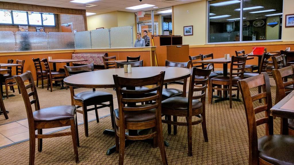 Bojangles Famous Chicken n Biscuits | restaurant | 12441 Warwick Blvd, Newport News, VA 23606, USA | 7578066655 OR +1 757-806-6655