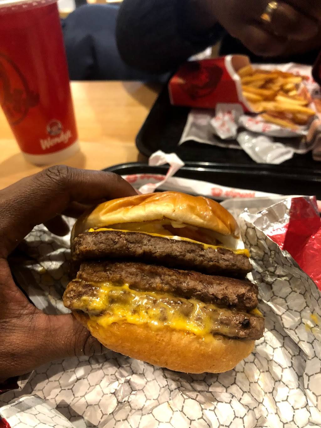 Wendys | restaurant | 8699 Boulevard Newman, LaSalle, QC H8R 1Y9, Canada | 5147987451 OR +1 514-798-7451