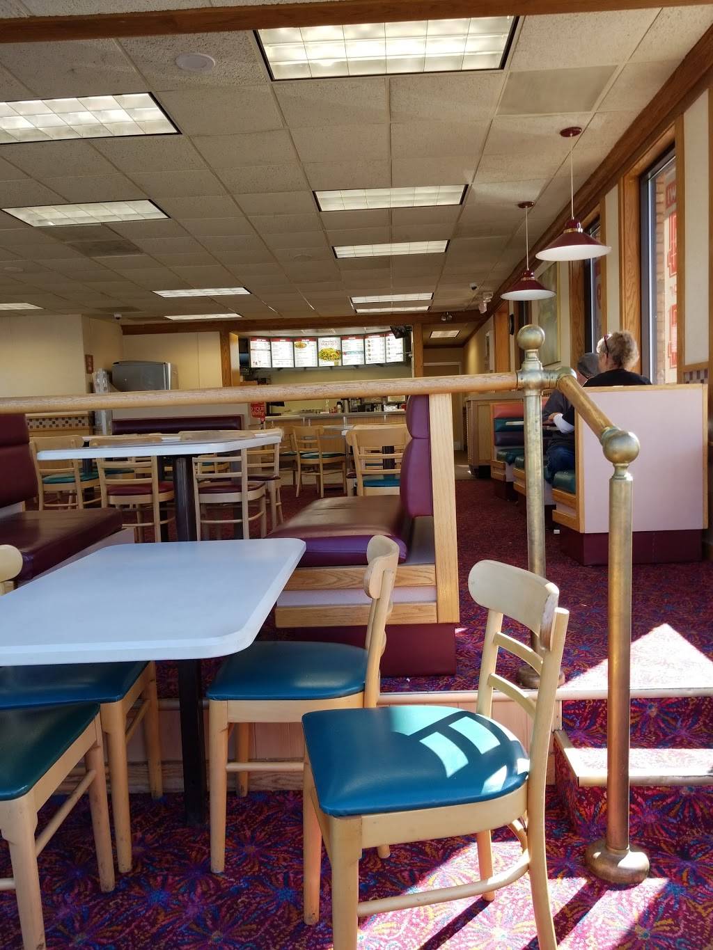 Wendys | restaurant | 1036 W Chisholm St, Alpena, MI 49707, USA | 9893566668 OR +1 989-356-6668