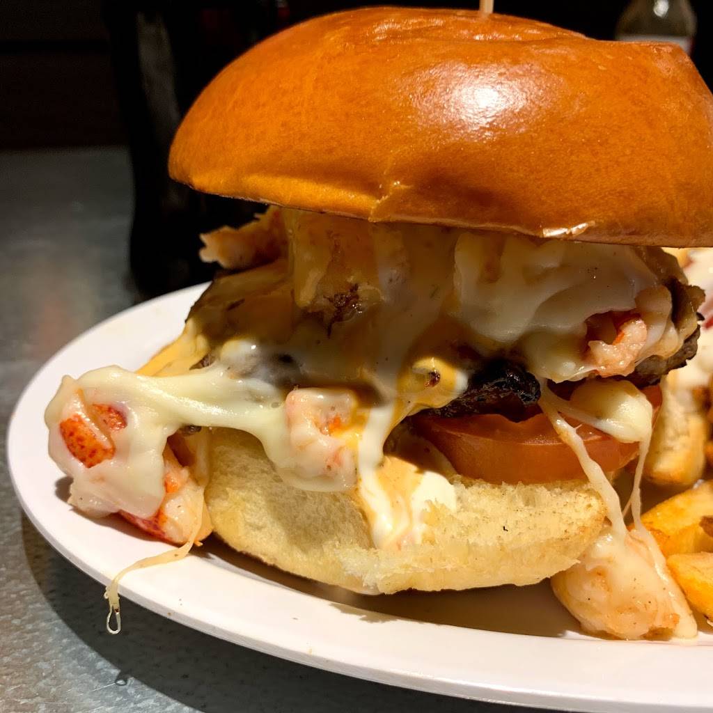 Slapfish | restaurant | Level M1, Ballston Quarters, 671 N Glebe Rd Suite # 1274, Arlington, VA 22203, USA | 5713124610 OR +1 571-312-4610