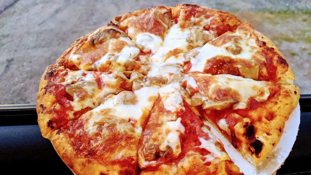 Irenes Pizza | restaurant | 1203 US Hwy 41, Baraga, MI 49908, USA | 9063536717 OR +1 906-353-6717