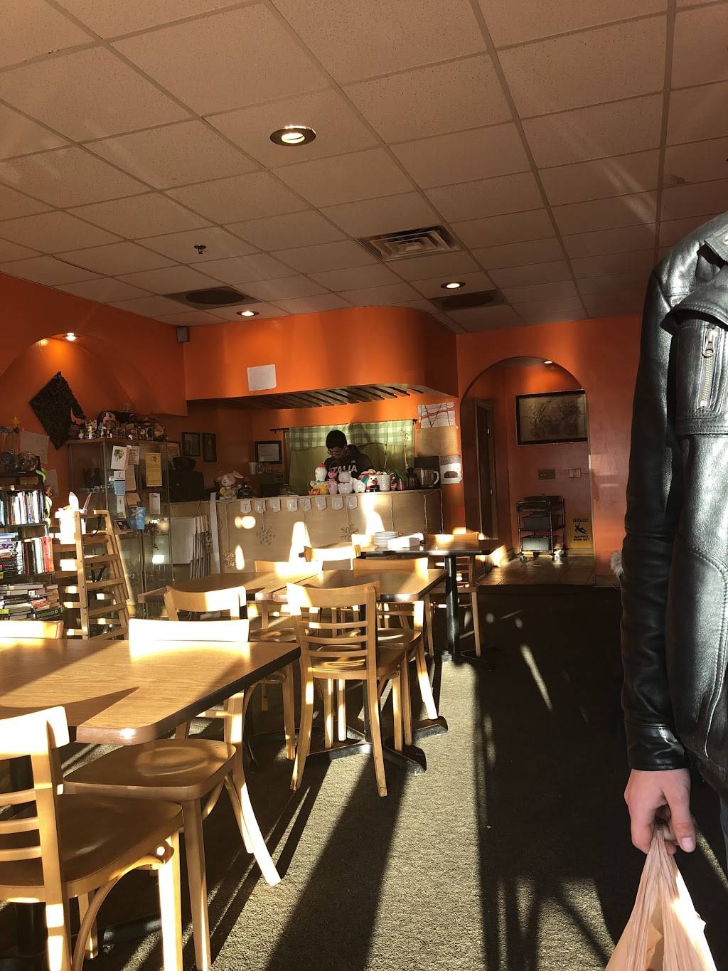 Thai Orchid Restaurant | restaurant | 2460 S Eola Rd, Aurora, IL 60503, USA | 6306921331 OR +1 630-692-1331