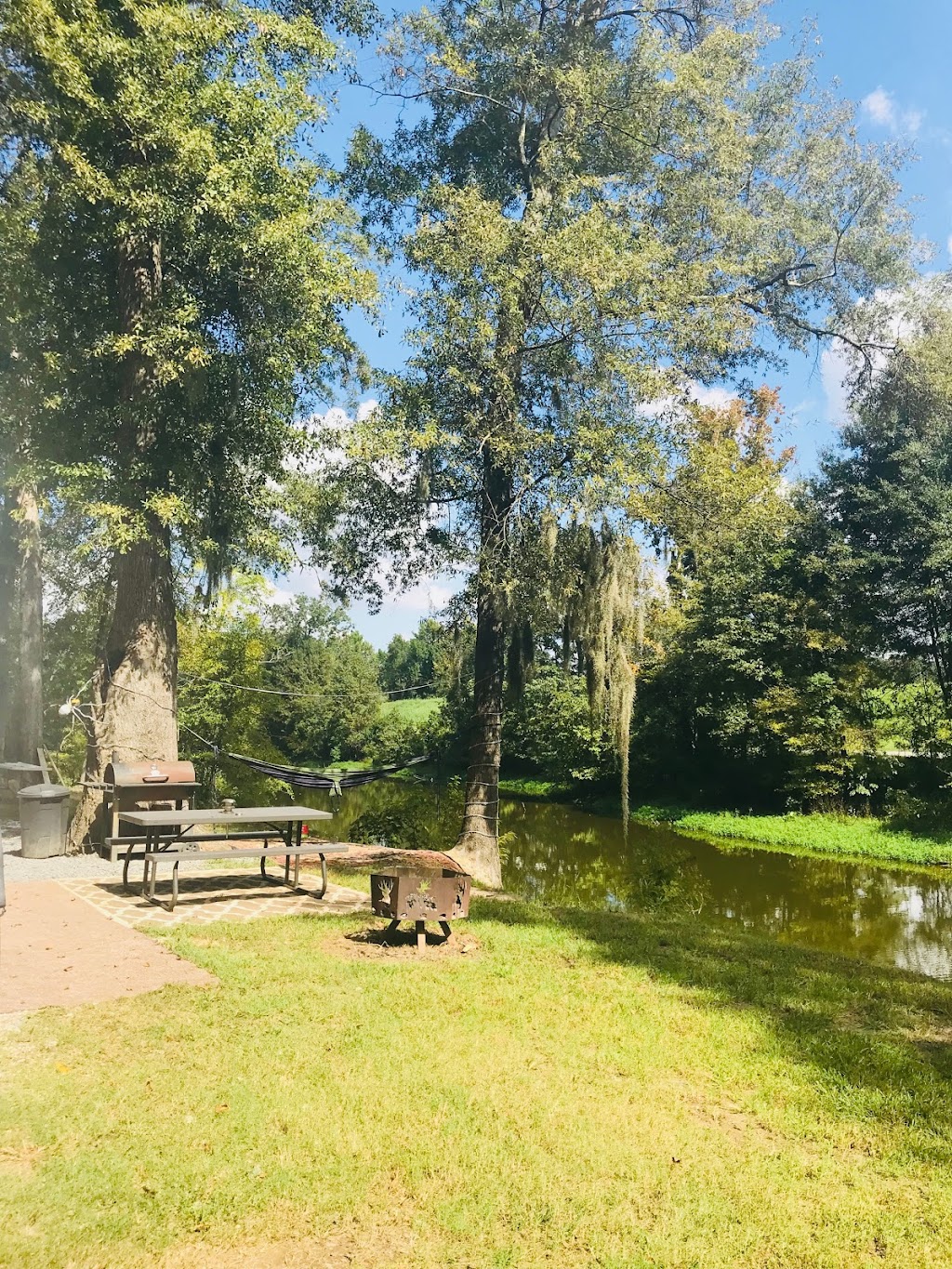 Joeys Moon Lake Marina | restaurant | 231 Moon Lake Rd, Monroe, LA 71203, USA | 3183816982 OR +1 318-381-6982