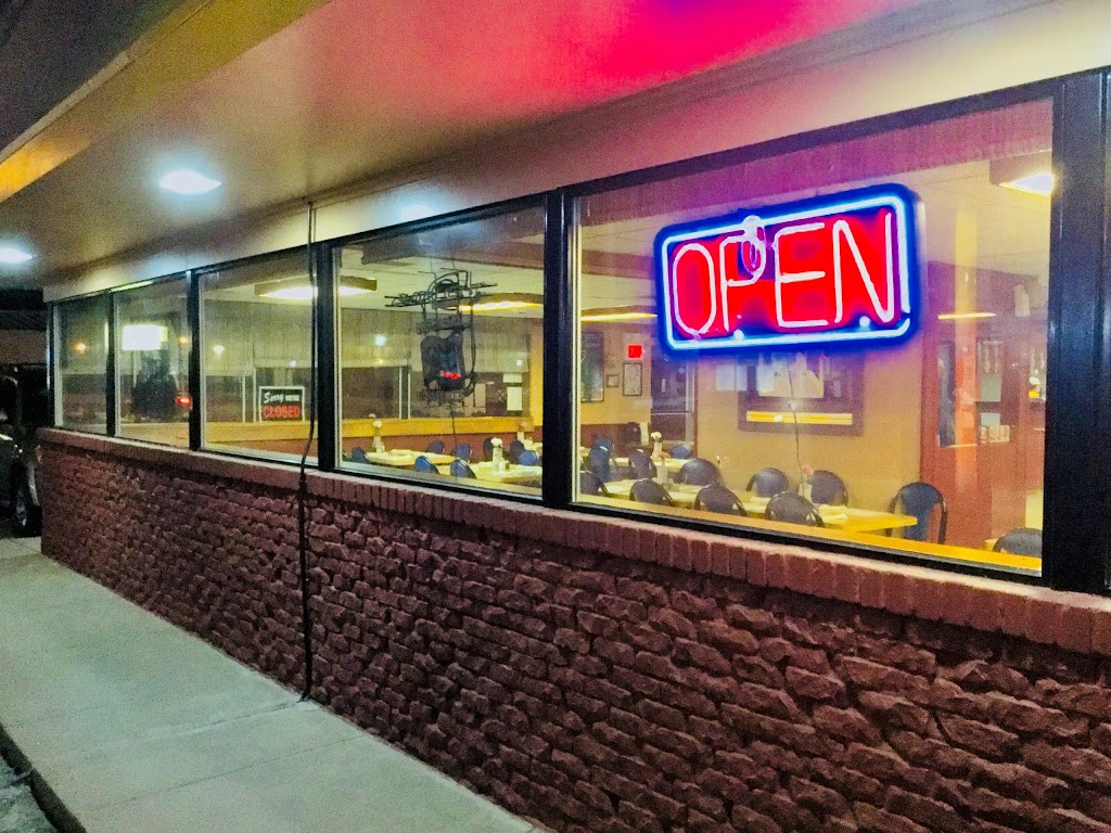 Casa Alvarez | restaurant | 1701 W Wyatt Earp Blvd, Dodge City, KS 67801, USA | 6202257164 OR +1 620-225-7164