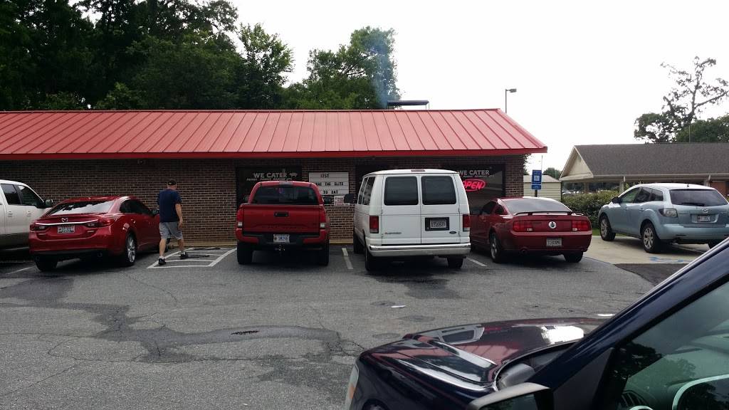 13th Street Bar-Be-Que | restaurant | 1310 7th Ave, Phenix City, AL 36867, USA | 3342911833 OR +1 334-291-1833