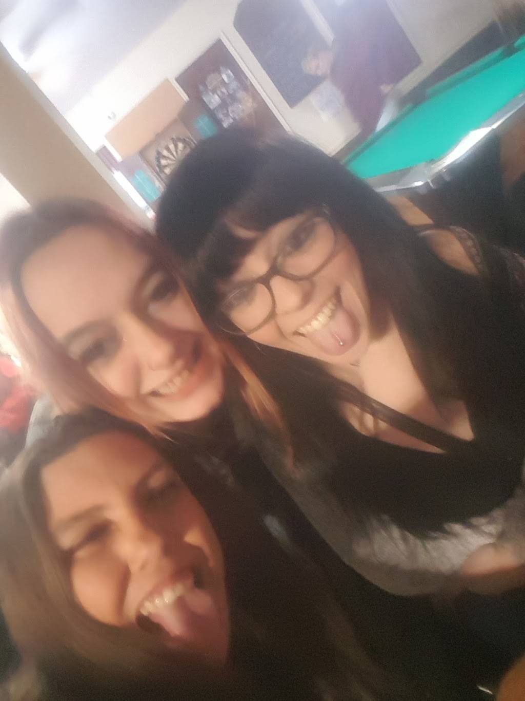 Trax Bar & Grill | restaurant | 485 Horton St E, London, ON N6B 1M4, Canada | 5198503315 OR +1 519-850-3315