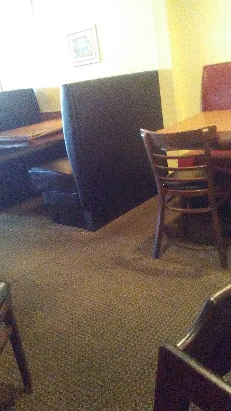 Toms Pizza And Restaurant | restaurant | 11 S 7th St, Indiana, PA 15701, USA | 7244637494 OR +1 724-463-7494