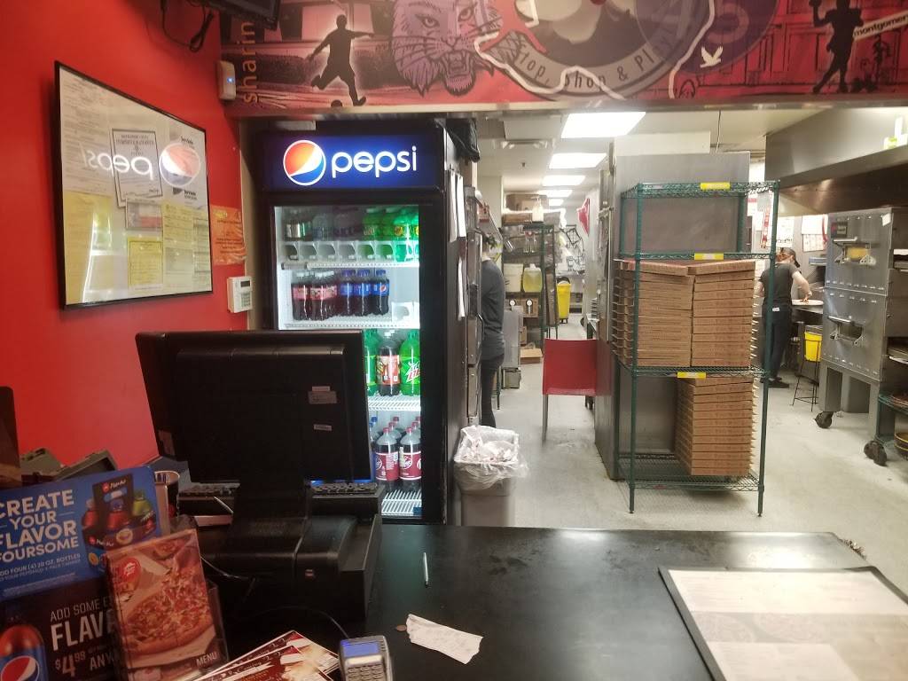 Pizza Hut | restaurant | 12501 Canyon Falls Boulevard Unit H, Willis, TX 77318, USA | 9368569596 OR +1 936-856-9596