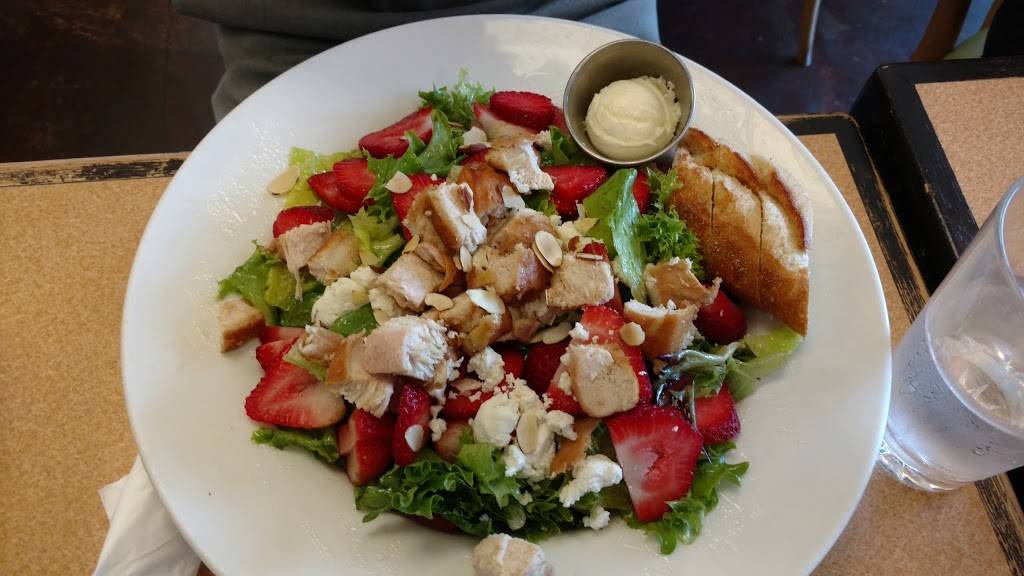 Denicas Real Food Kitchen | bakery | 2634, 6058 Dougherty Rd, Dublin, CA 94568, USA | 9258296200 OR +1 925-829-6200