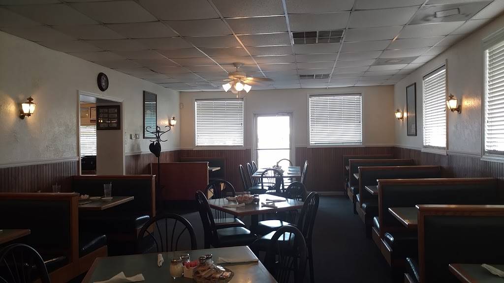 Giovannis Pizza | restaurant | 711 Miller St, Albertville, AL 35950, USA | 2568787881 OR +1 256-878-7881