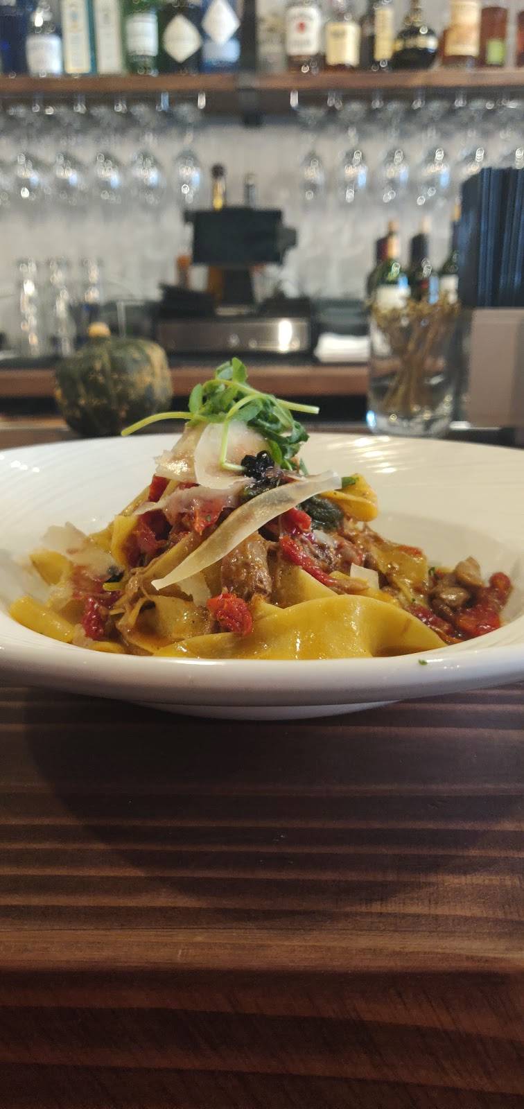 Saltyard Restaurant and Bar | restaurant | 322 Lorton Ave, Burlingame, CA 94010, USA | 6503427355 OR +1 650-342-7355