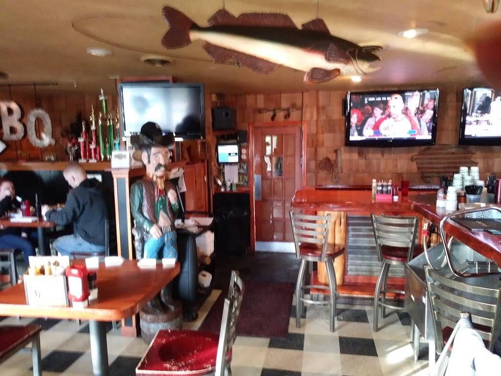 Little Red Smokehouse | restaurant | 145 S Main St, Carver, MA 02330, USA | 5084650018 OR +1 508-465-0018