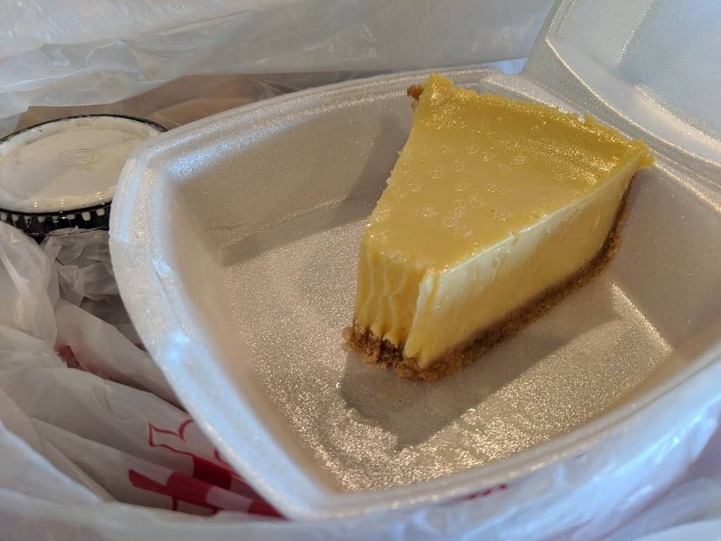 Dock House Seafood & More | restaurant | 103 S Shore Dr, Holden Beach, NC 28462, USA | 9108469920 OR +1 910-846-9920