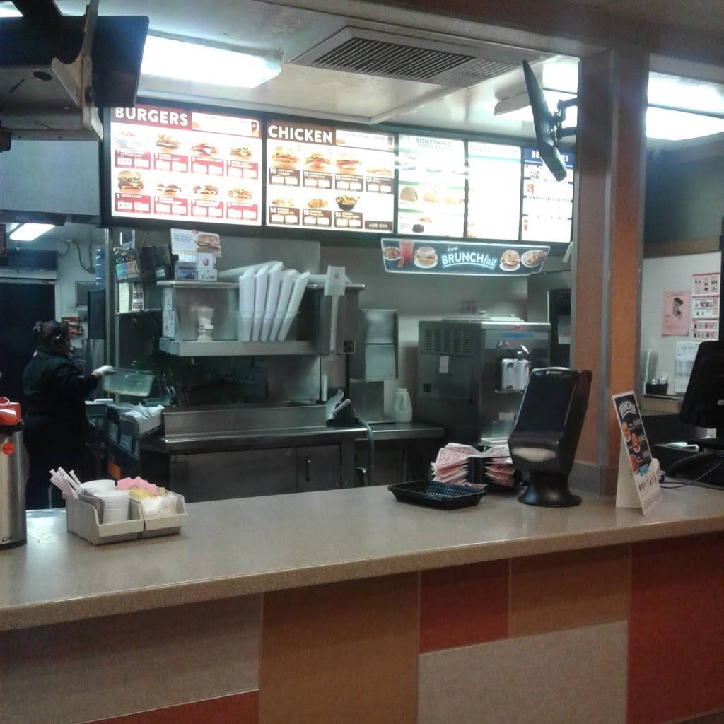 Jack in the Box | restaurant | 1052 N Grand Ave, Covina, CA 91724, USA | 6263321995 OR +1 626-332-1995