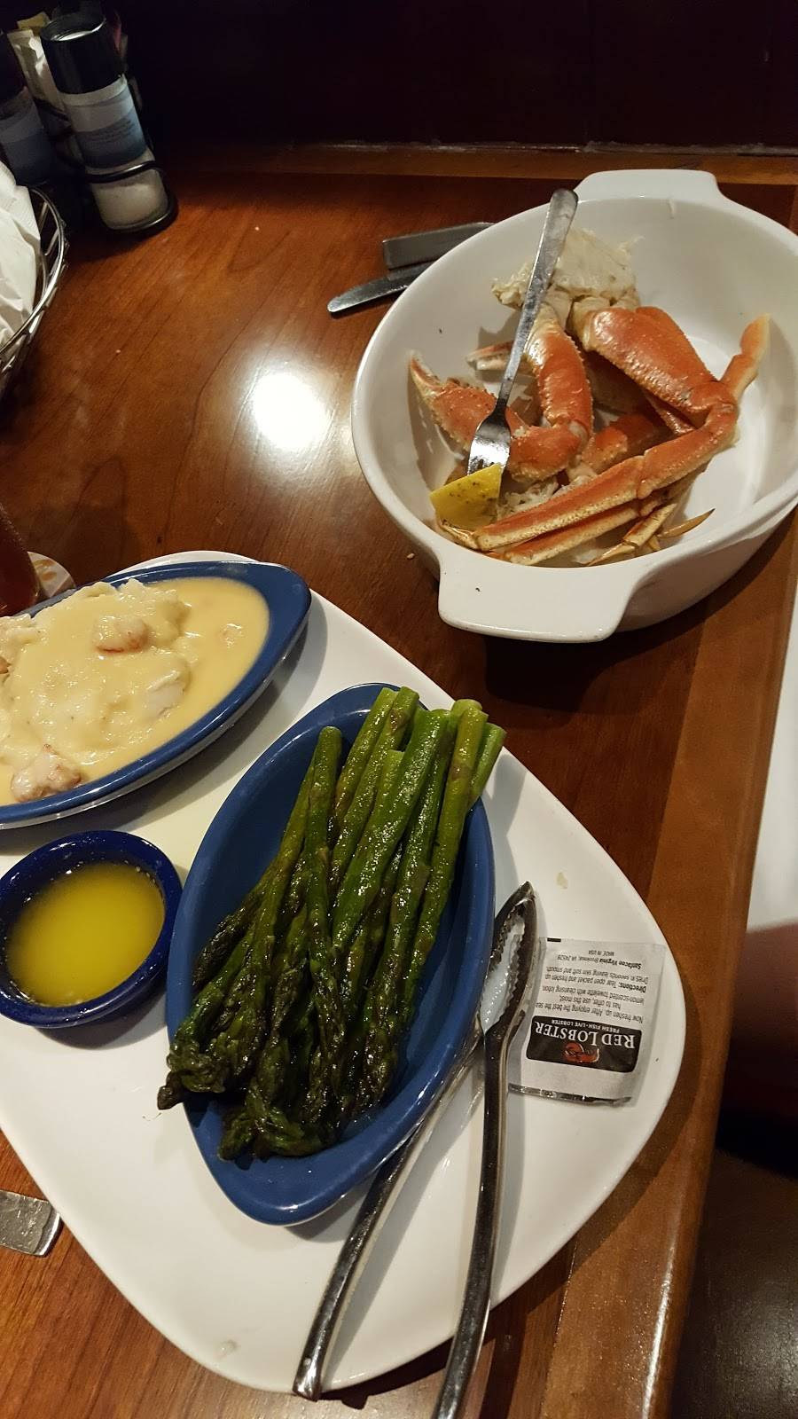 Red Lobster | restaurant | 1512 University Town Centre Dr, Morgantown, WV 26501, USA | 3045982201 OR +1 304-598-2201