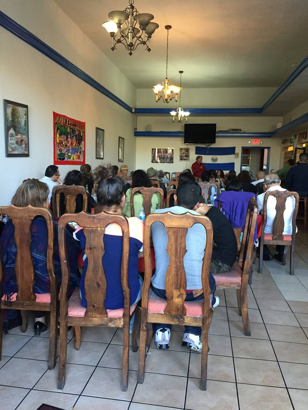 El Santaneco Restaurant | restaurant | 203 Linden Ave, South San Francisco, CA 94080, USA | 6509525538 OR +1 650-952-5538