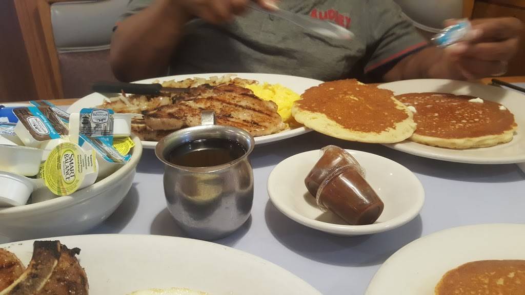 Egg Shack | restaurant | 1727 W 127th St, Calumet Park, IL 60827, USA | 7083898590 OR +1 708-389-8590