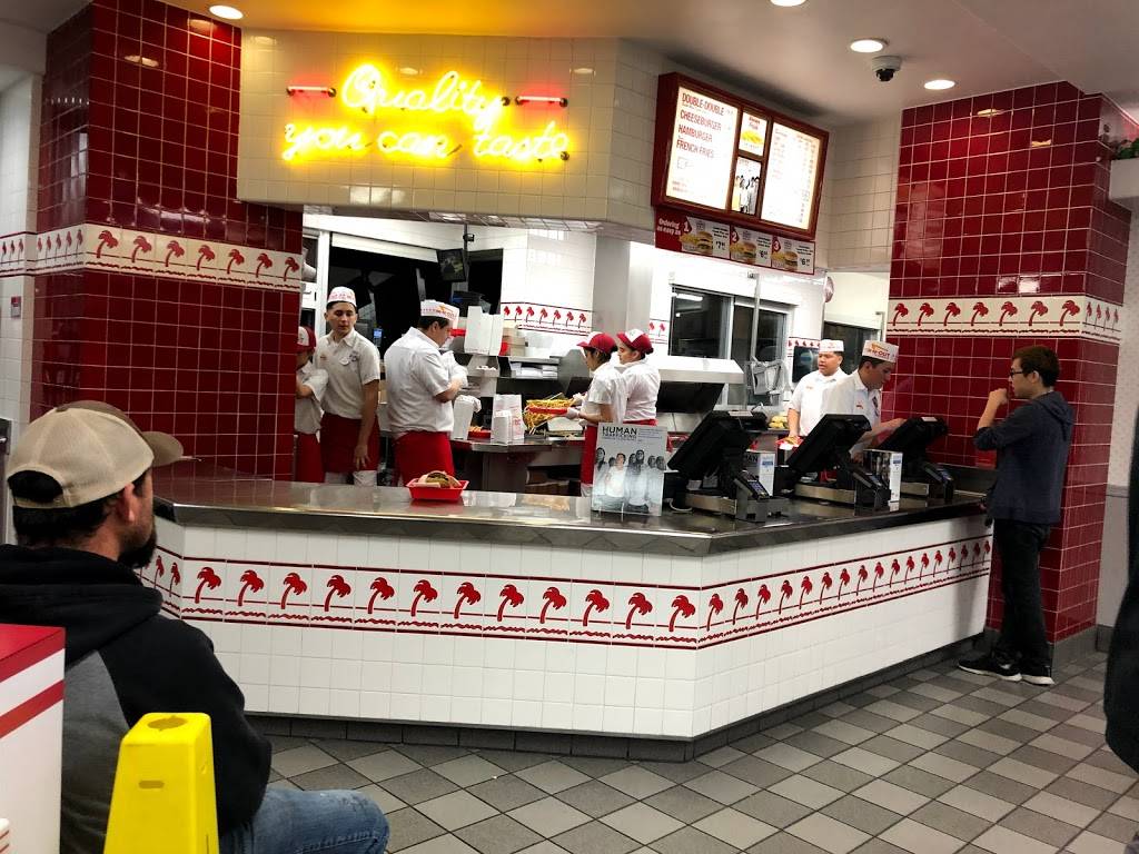 In-N-Out Burger | restaurant | 151 Kern St, Salinas, CA 93905, USA | 8007861000 OR +1 800-786-1000