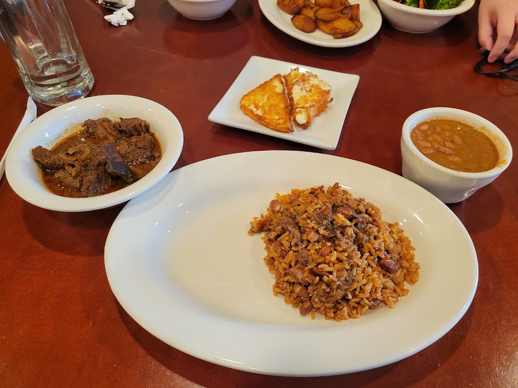 Guavaberry Dominican Restaurant | restaurant | 8417 Georgia Ave, Silver Spring, MD 20910, USA | 3013261923 OR +1 301-326-1923
