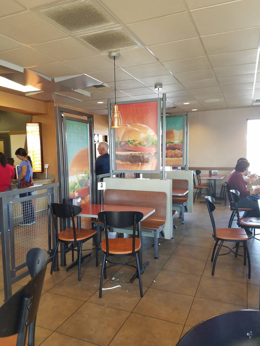 Jack in the Box | restaurant | 19487 CA-65, Bakersfield, CA 93308, USA | 6613999277 OR +1 661-399-9277