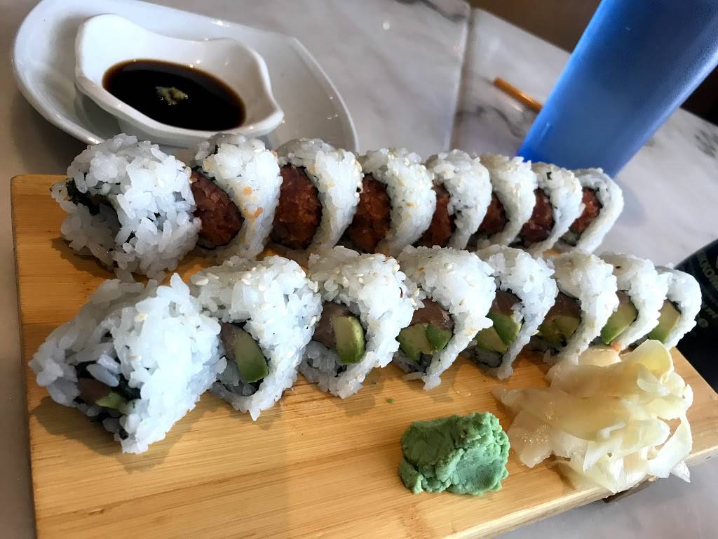 Volcano Asian Cuisine | restaurant | 9632 E Arapahoe Rd, Greenwood Village, CO 80112, USA | 3036628111 OR +1 303-662-8111